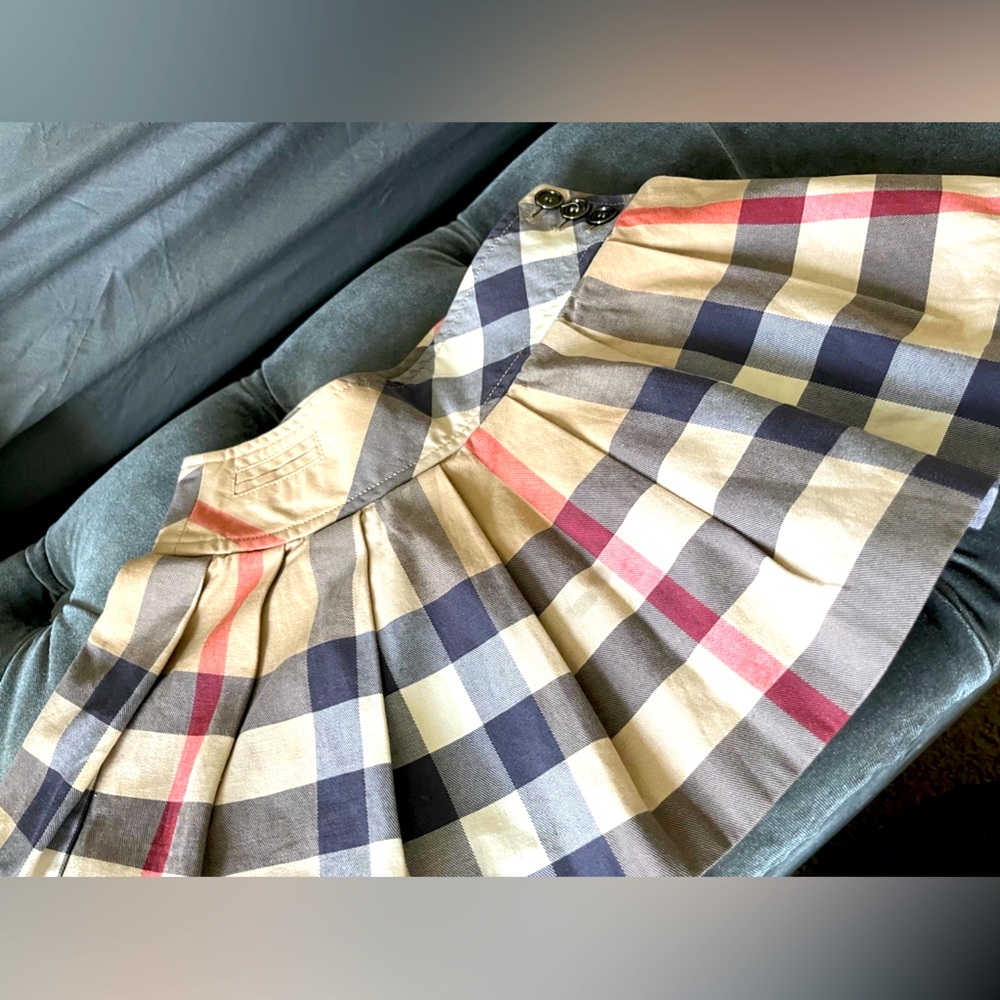 Burberry vintage skirt NWT